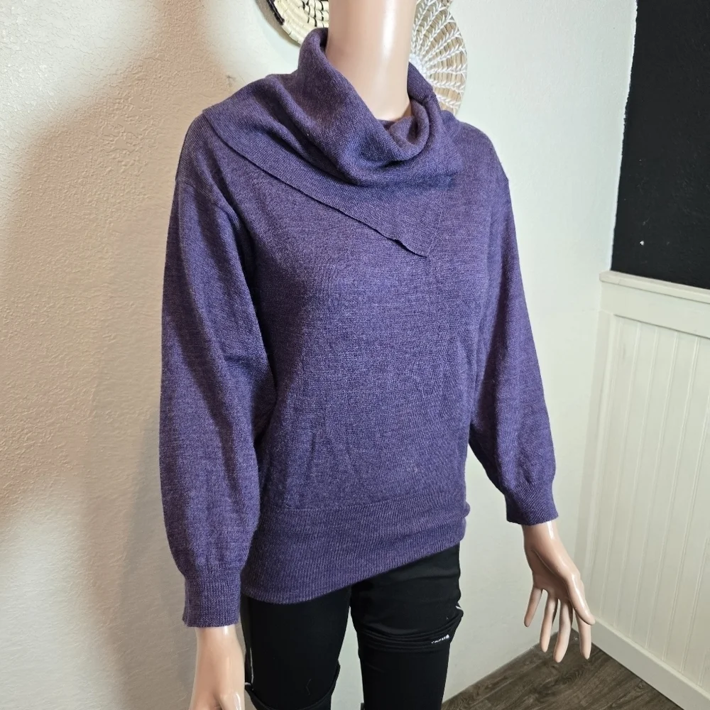 TWEEDS Sweater Small Merino Wool Shirred Turtleneck 3/4 Sleeve Pullover Purple
